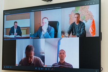 Переезд фермерских рынков под крышу отложили